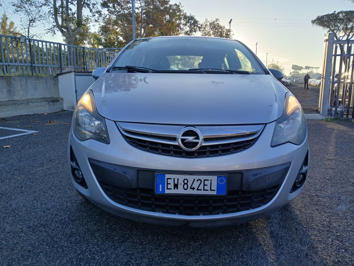 Opel Corsa 1.3 CDTI 5 porte (2)