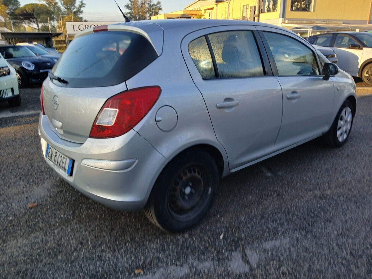 Opel Corsa 1.3 CDTI 5 porte (5)