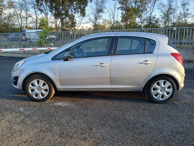 Opel Corsa 1.3 CDTI 5 porte (8)