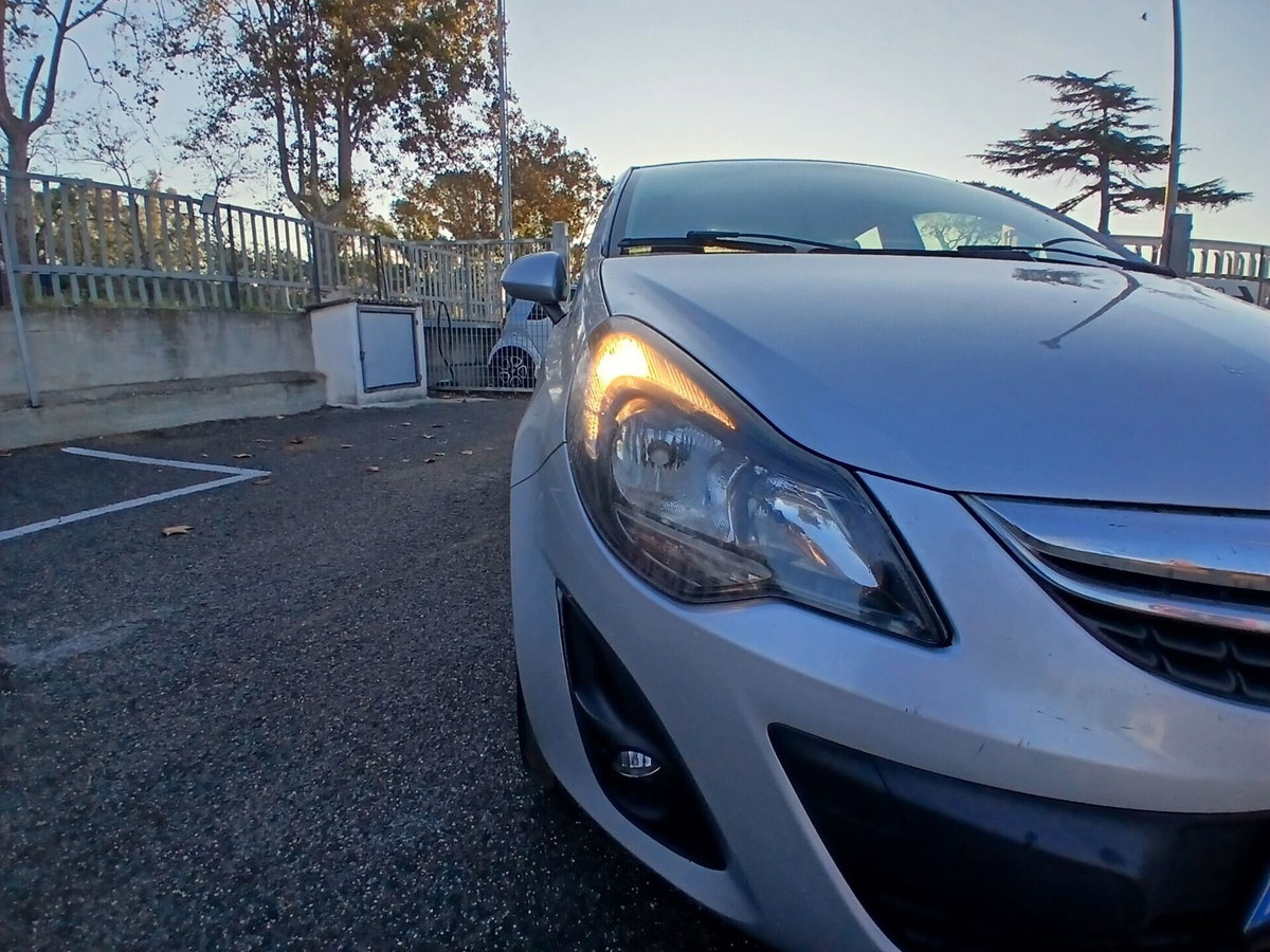 Opel Corsa 1.3 CDTI 5 porte (9)