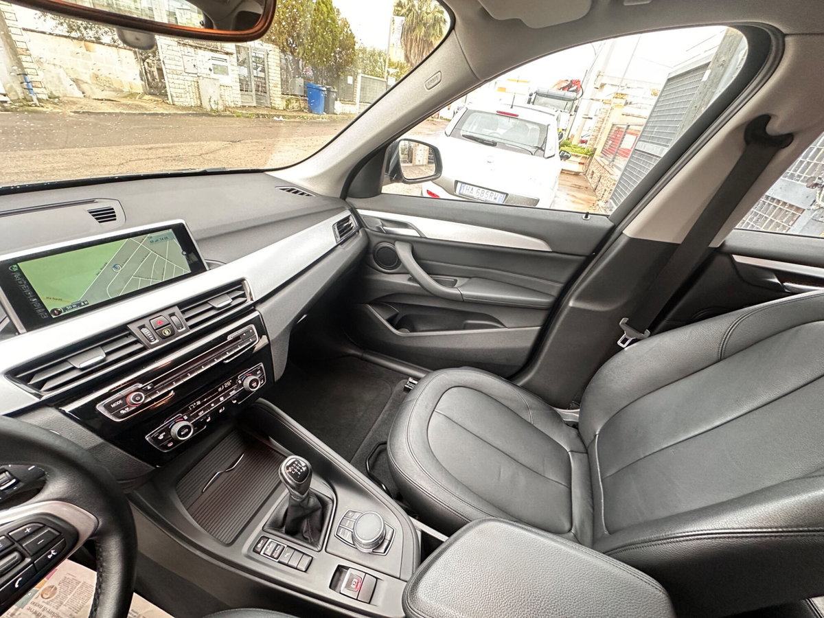 BMW X1 sDrive18d Advantage (17)