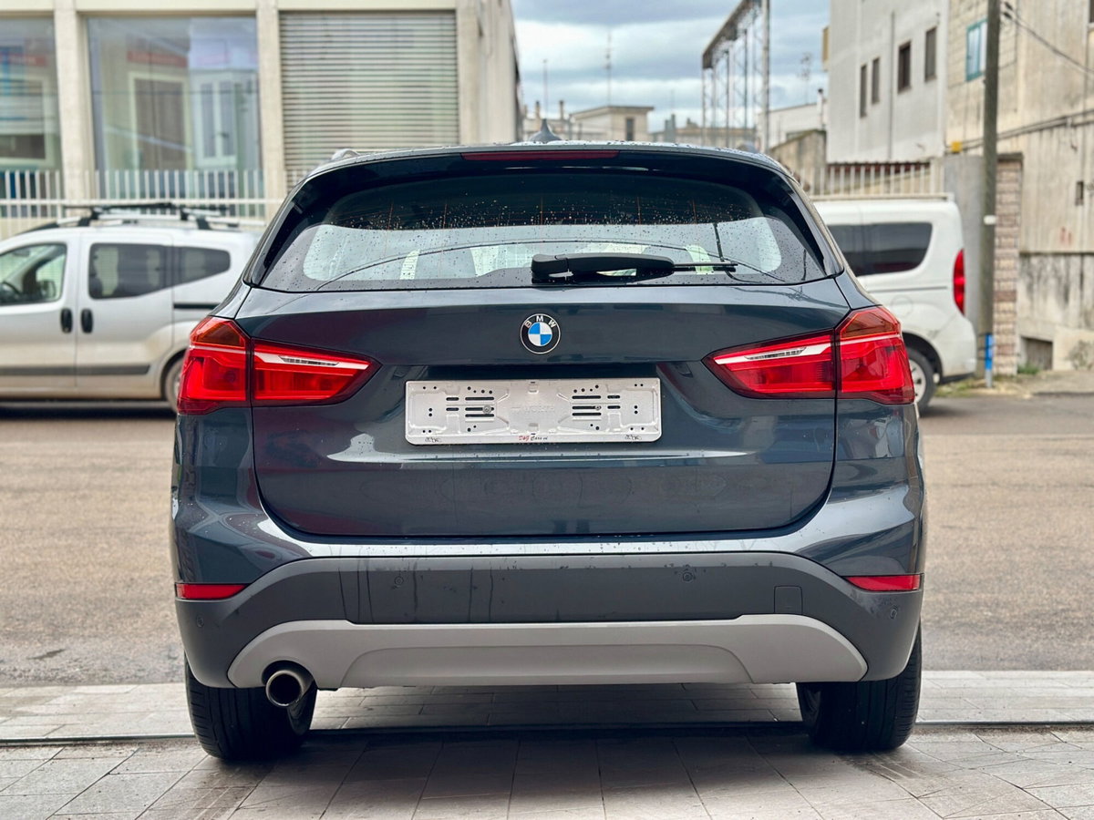BMW X1 sDrive18d Advantage (5)