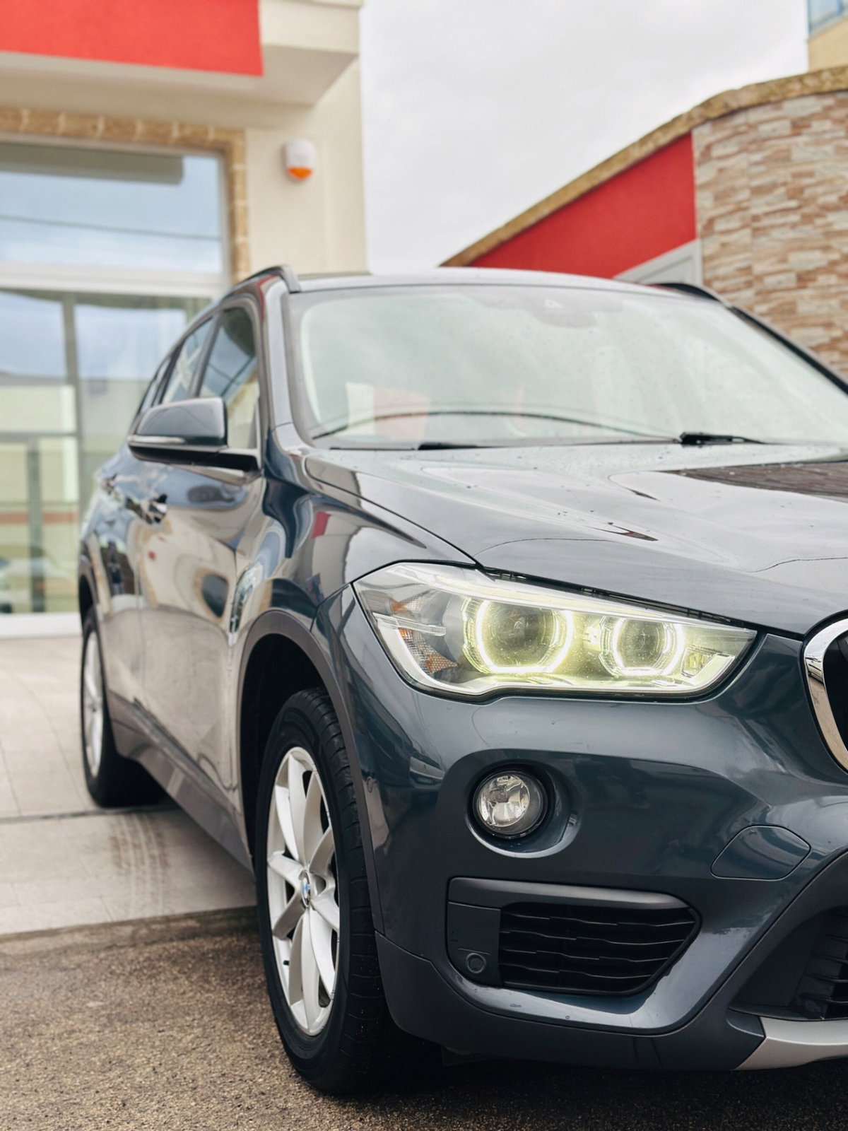 BMW X1 sDrive18d Advantage (7)