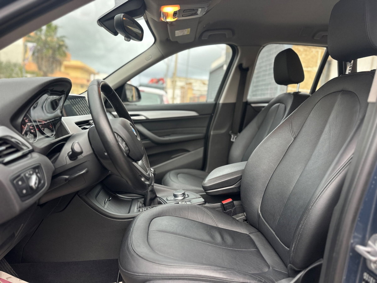 BMW X1 sDrive18d Advantage (9)