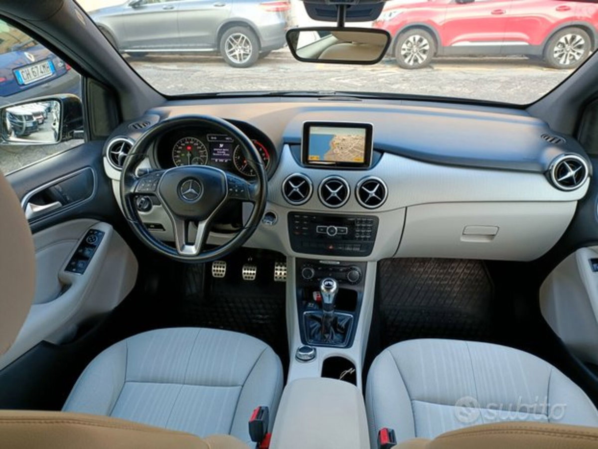 Mercedes-Benz Classe B 200 CDI Executive (7)