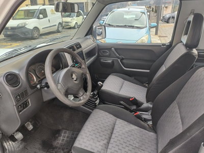 Suzuki Jimny 1.5 DDiS cat 4WD JLX Più (8)