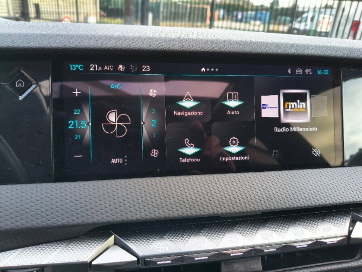 Ds DS 4 1.2 hybrid Pallas auto (14)