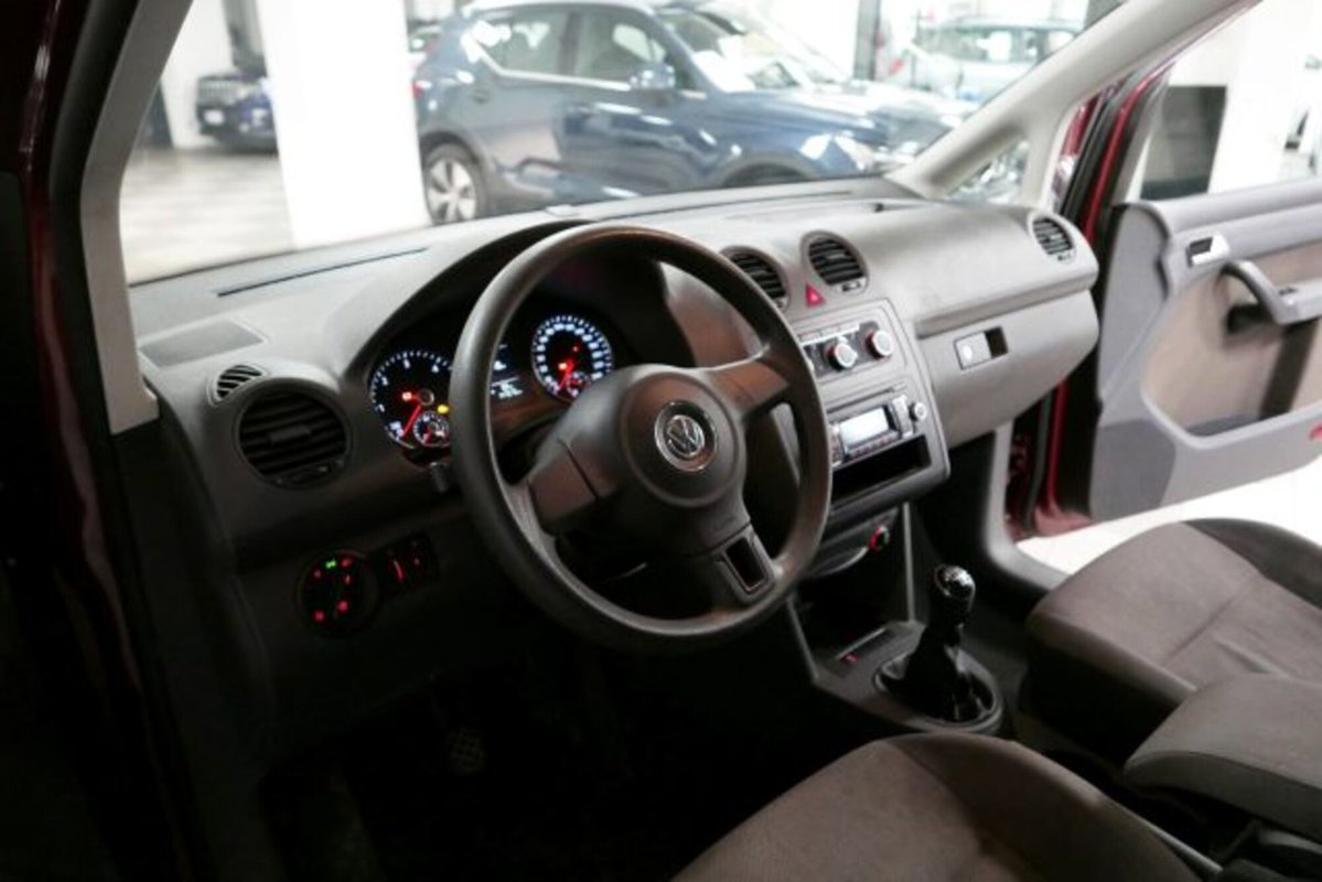 Volkswagen Caddy 1.6 TDI 75 CV 5p. Trendline (6)