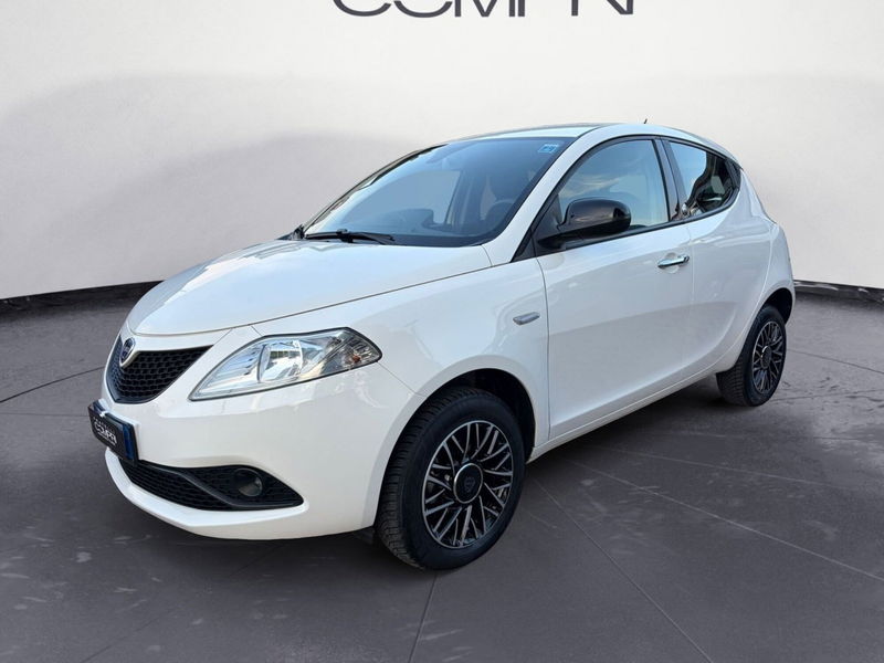 Lancia Ypsilon 0.9 TwinAir 5 porte Metano Ecochic Gold