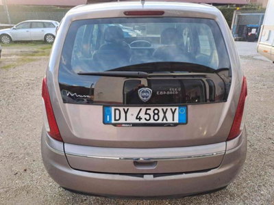 Lancia Musa 1.4 Platino Ecochic GPL (10)