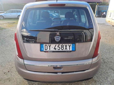 Lancia Musa 1.4 Platino Ecochic GPL (15)