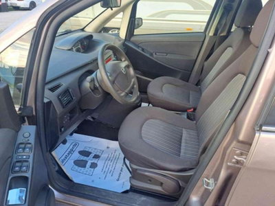 Lancia Musa 1.4 Platino Ecochic GPL (3)