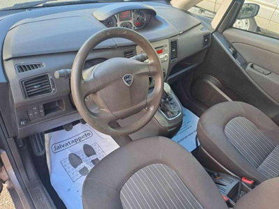 Lancia Musa 1.4 Platino Ecochic GPL (6)