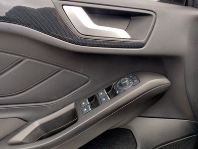 Ford Focus Station Wagon 1.5 ecoblue ST-Line X 115cv auto (12)