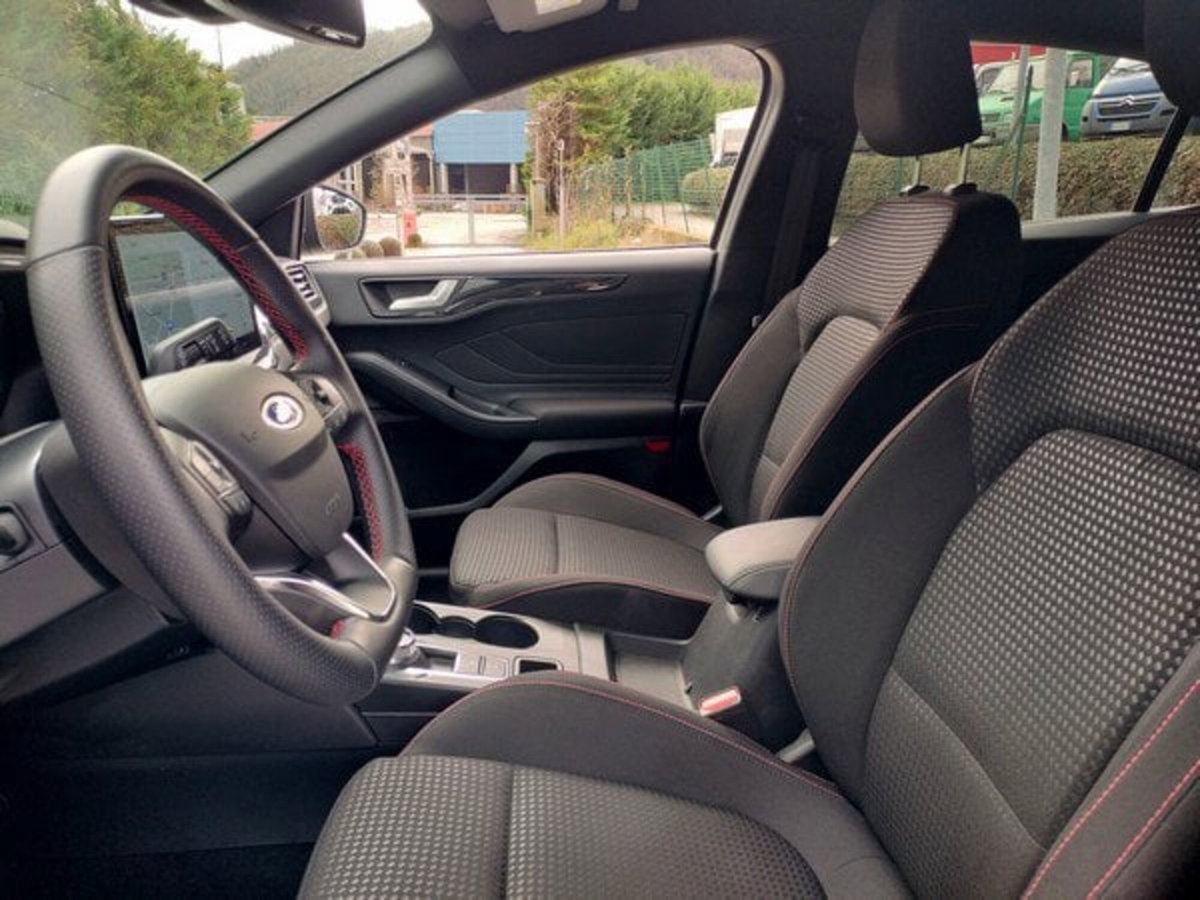 Ford Focus Station Wagon 1.5 ecoblue ST-Line X 115cv auto (14)