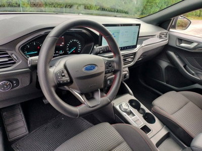 Ford Focus Station Wagon 1.5 ecoblue ST-Line X 115cv auto (15)