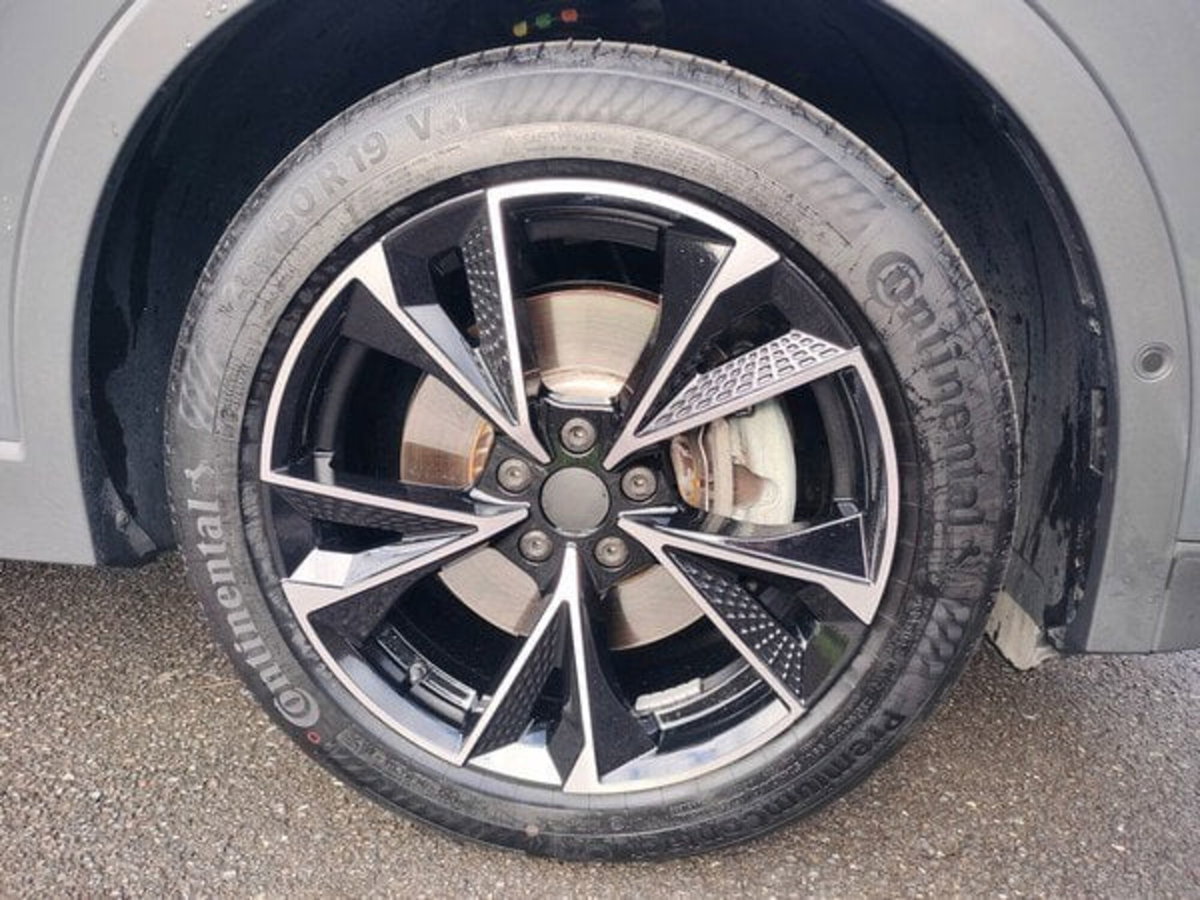 Volkswagen Tiguan Allspace 2.0 TDI SCR DSG 4MOTION Life (10)