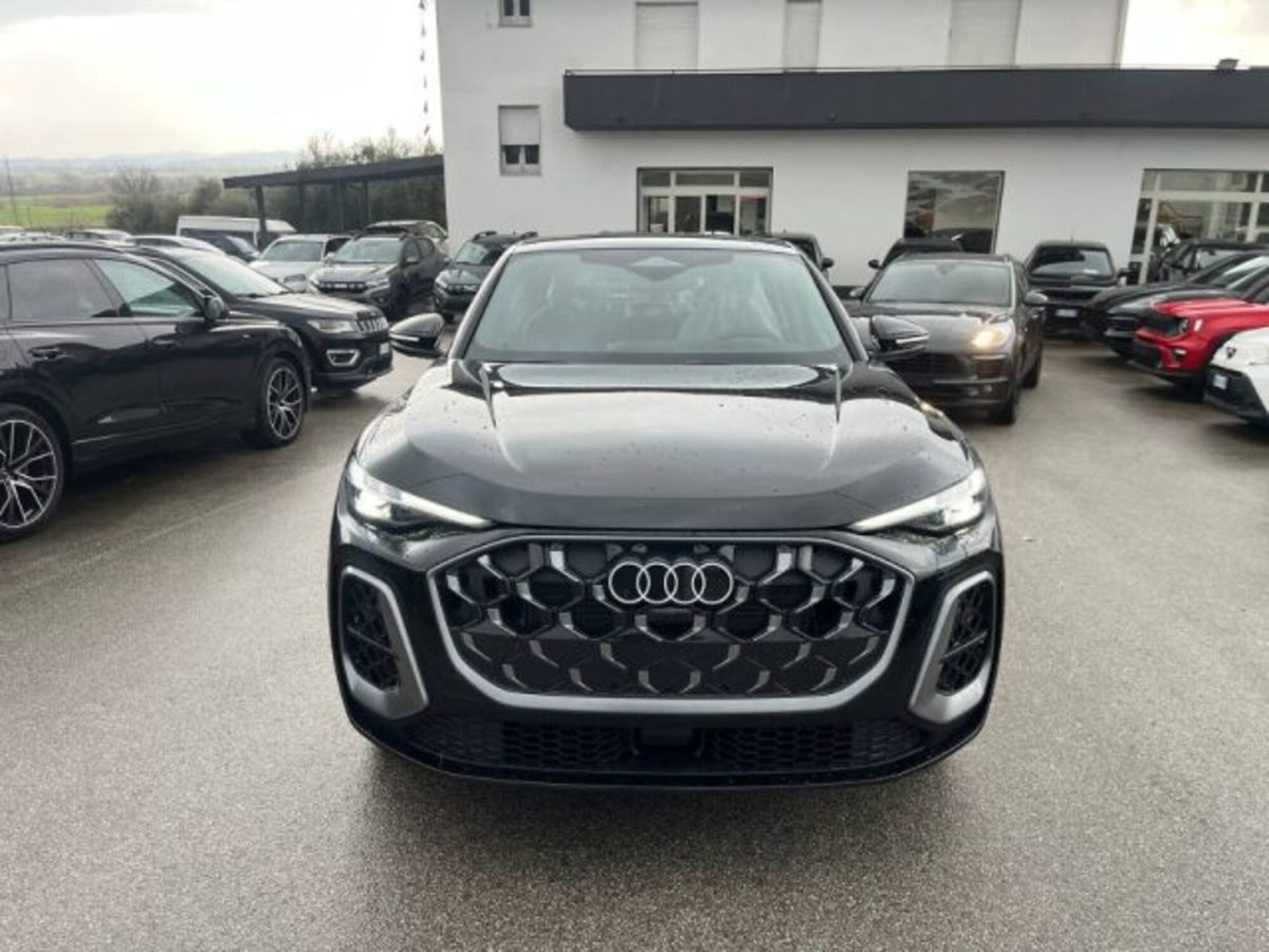 Audi Q5 Sportback 40 2.0 tdi mhev 12V S line Plus quattro s-tronic (2)