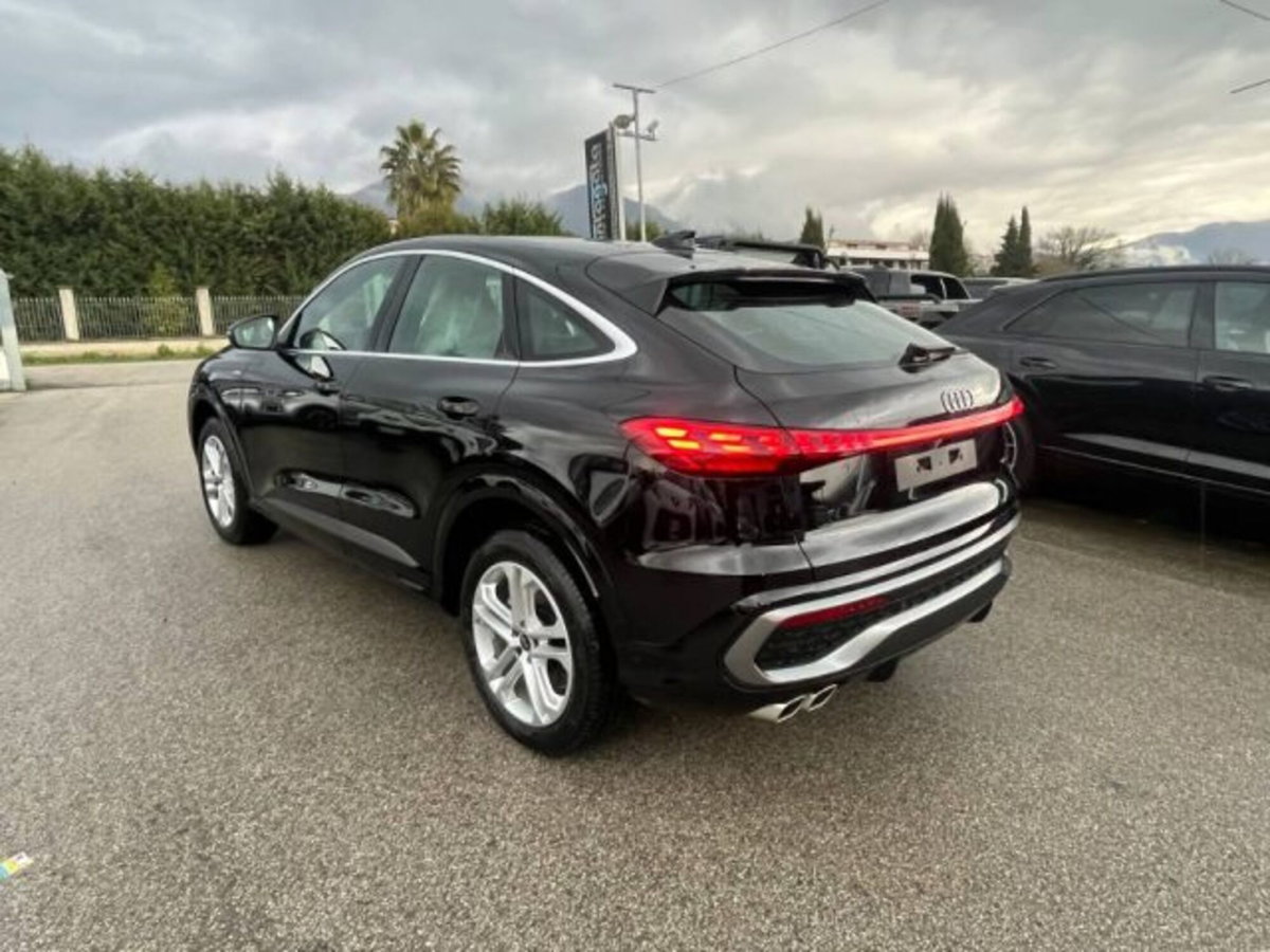 Audi Q5 Sportback 40 2.0 tdi mhev 12V S line Plus quattro s-tronic (5)