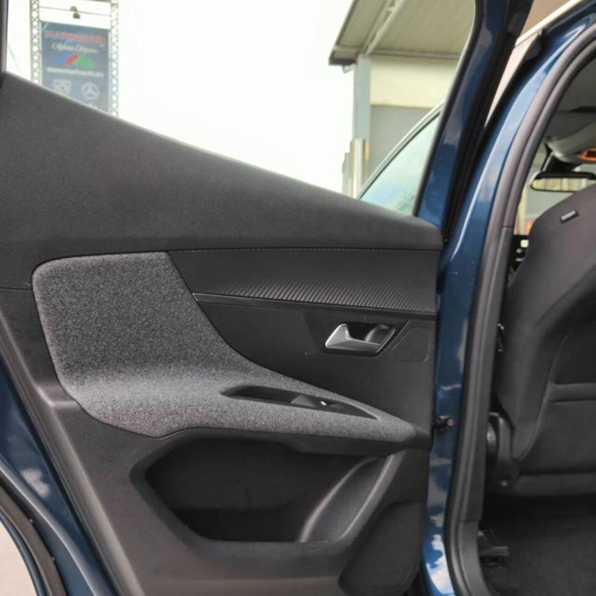 Peugeot 3008 BlueHDi 130 S&S EAT8 Active Pack (10)