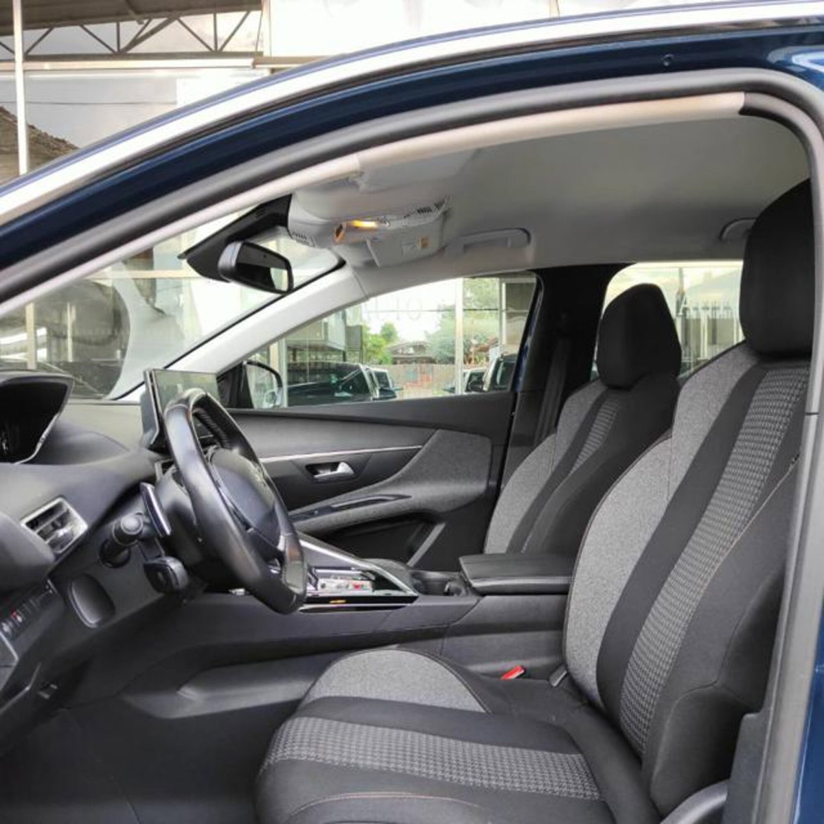Peugeot 3008 BlueHDi 130 S&S EAT8 Active Pack (11)