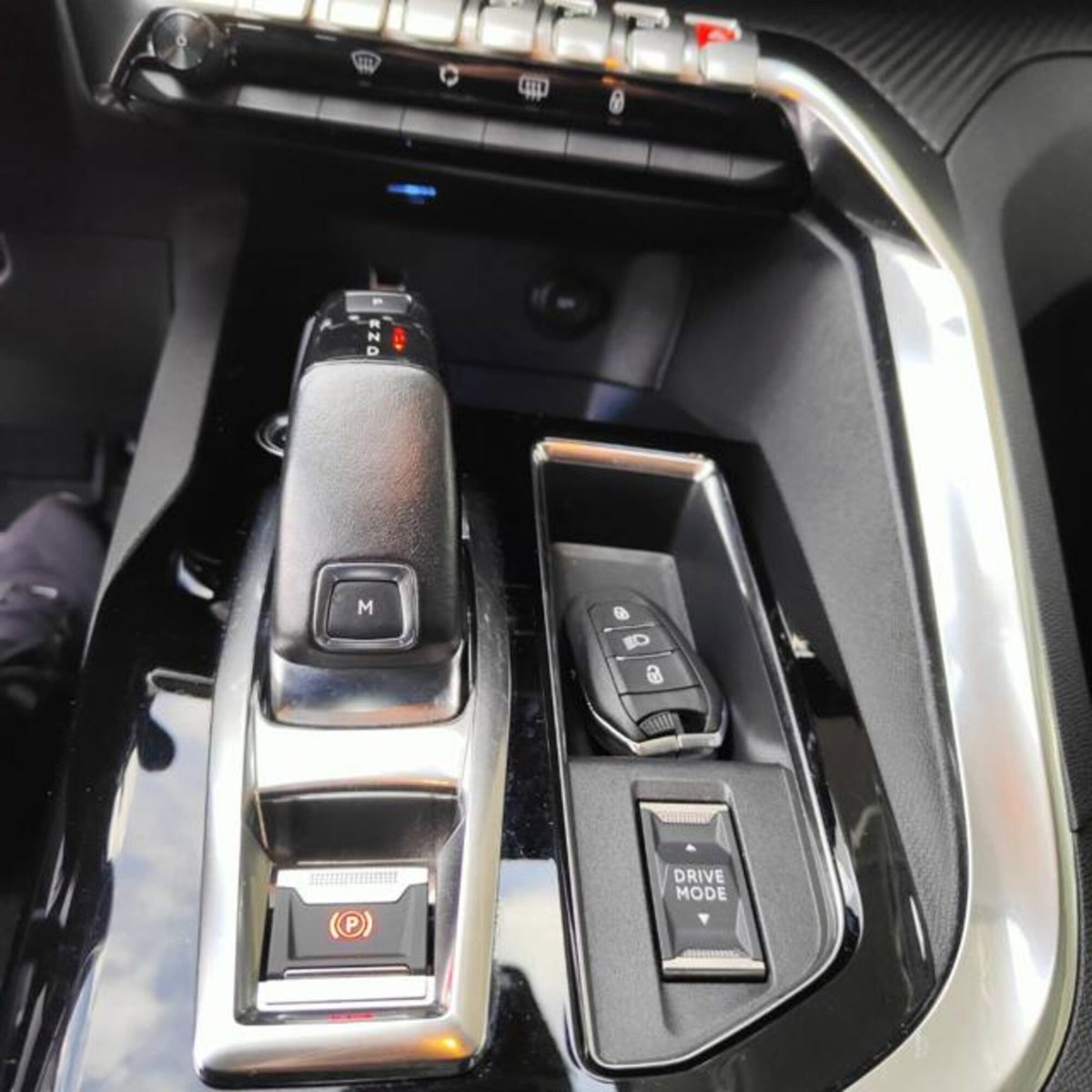 Peugeot 3008 BlueHDi 130 S&S EAT8 Active Pack (14)