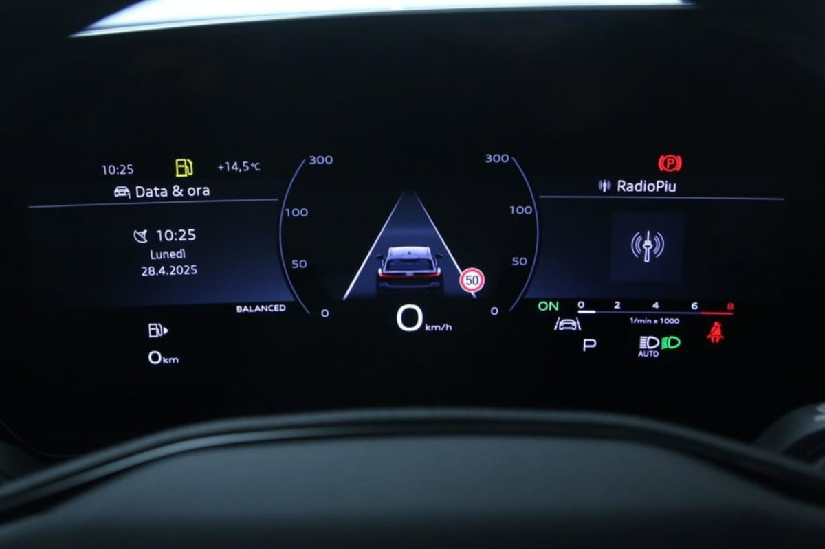 Audi A5 Avant 2.0 tfsi S line edition 150cv s-tronic (11)