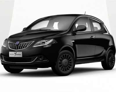 Lancia Ypsilon 1.0 FireFly 5 porte S&S Hybrid Ecochic Silver usata