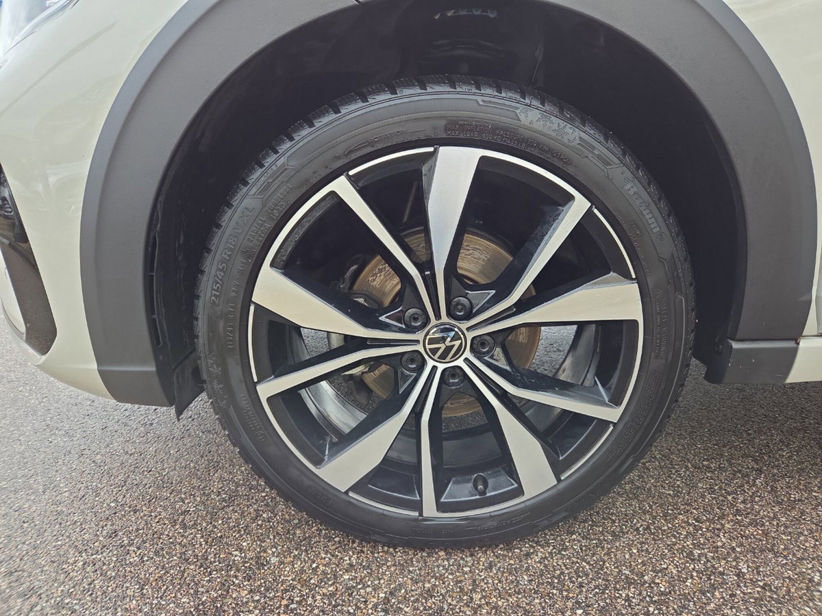 Volkswagen Taigo 1.5 tsi R-Line 150cv dsg (7)