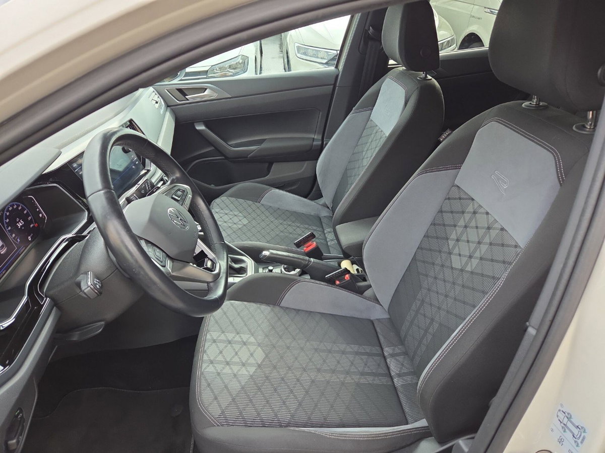 Volkswagen Taigo 1.5 tsi R-Line 150cv dsg (8)