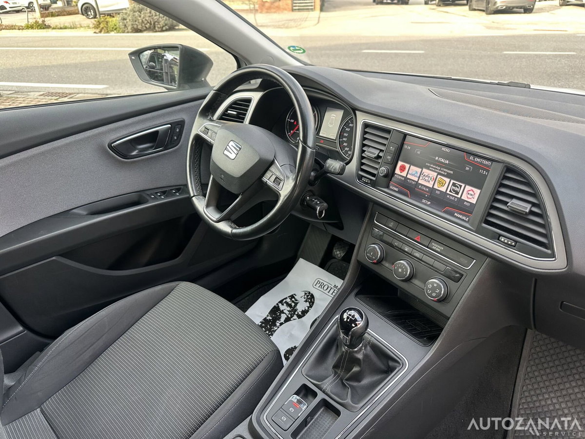 SEAT Leon 1.6 TDI 115 CV 5p. Business (7)