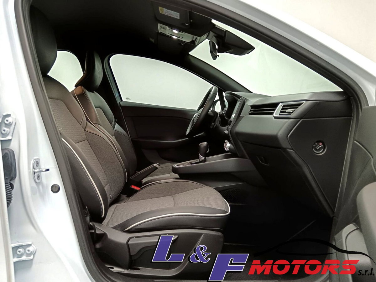 Renault Clio Full Hybrid E-Tech 140 CV 5 porte E-Tech (16)