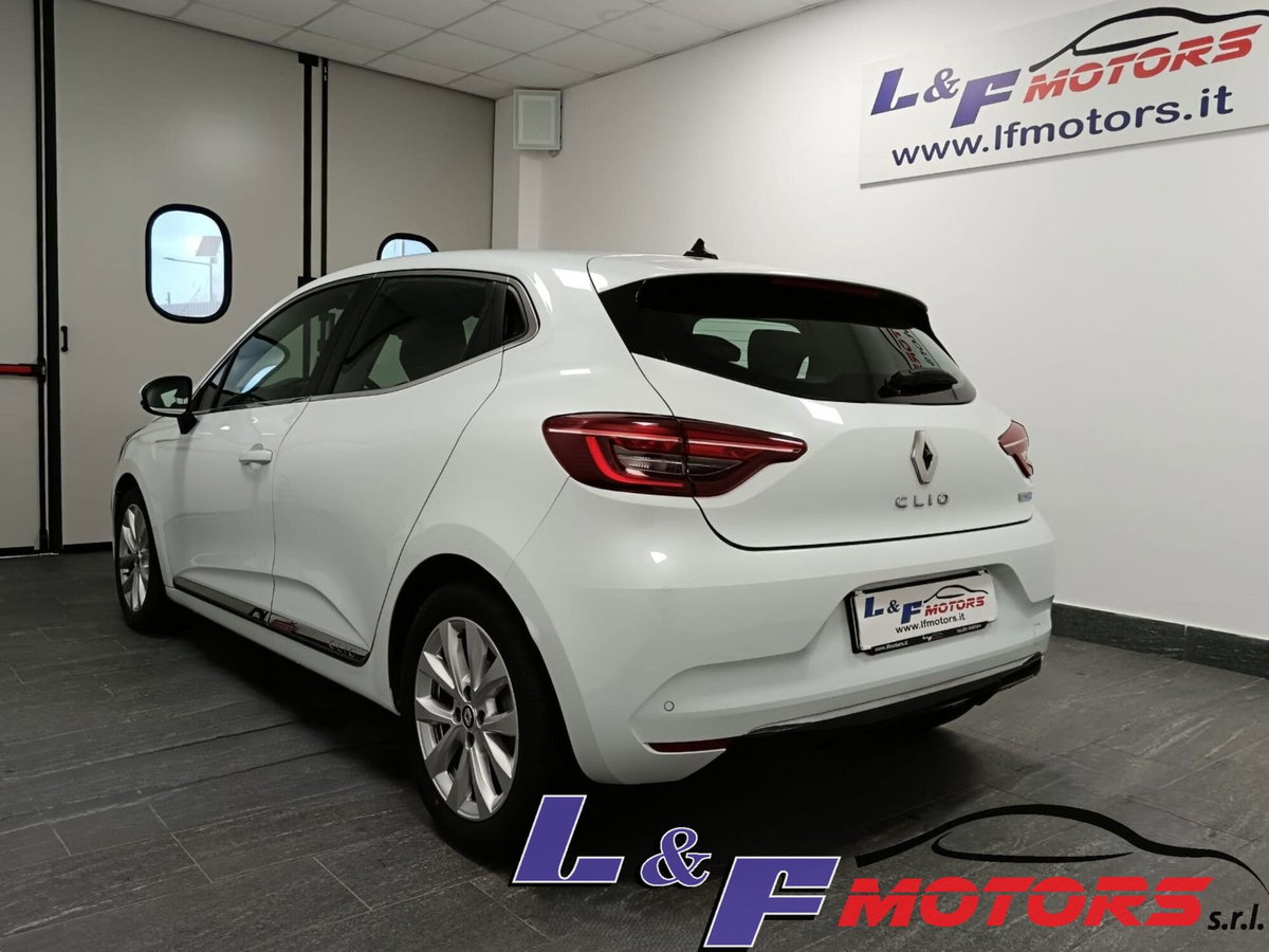 Renault Clio Full Hybrid E-Tech 140 CV 5 porte E-Tech (7)
