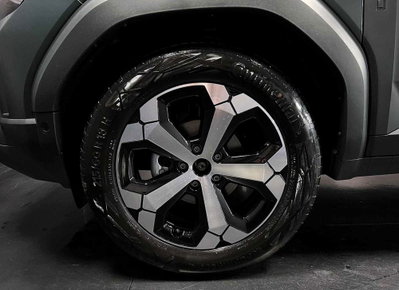 Dacia Duster 1.2 mild hybrid Journey 130cv (8)