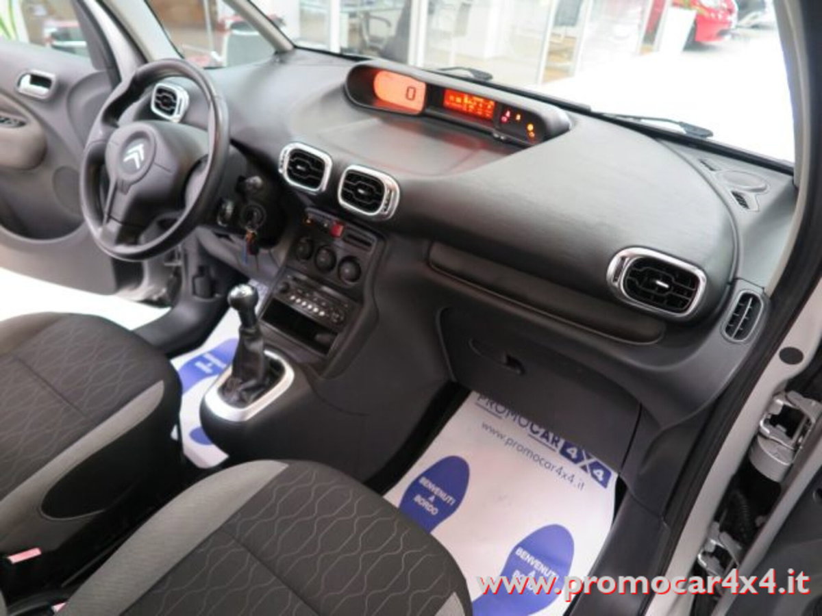 Citroen C3 Picasso 1.6 HDi 90 Seduction (14)