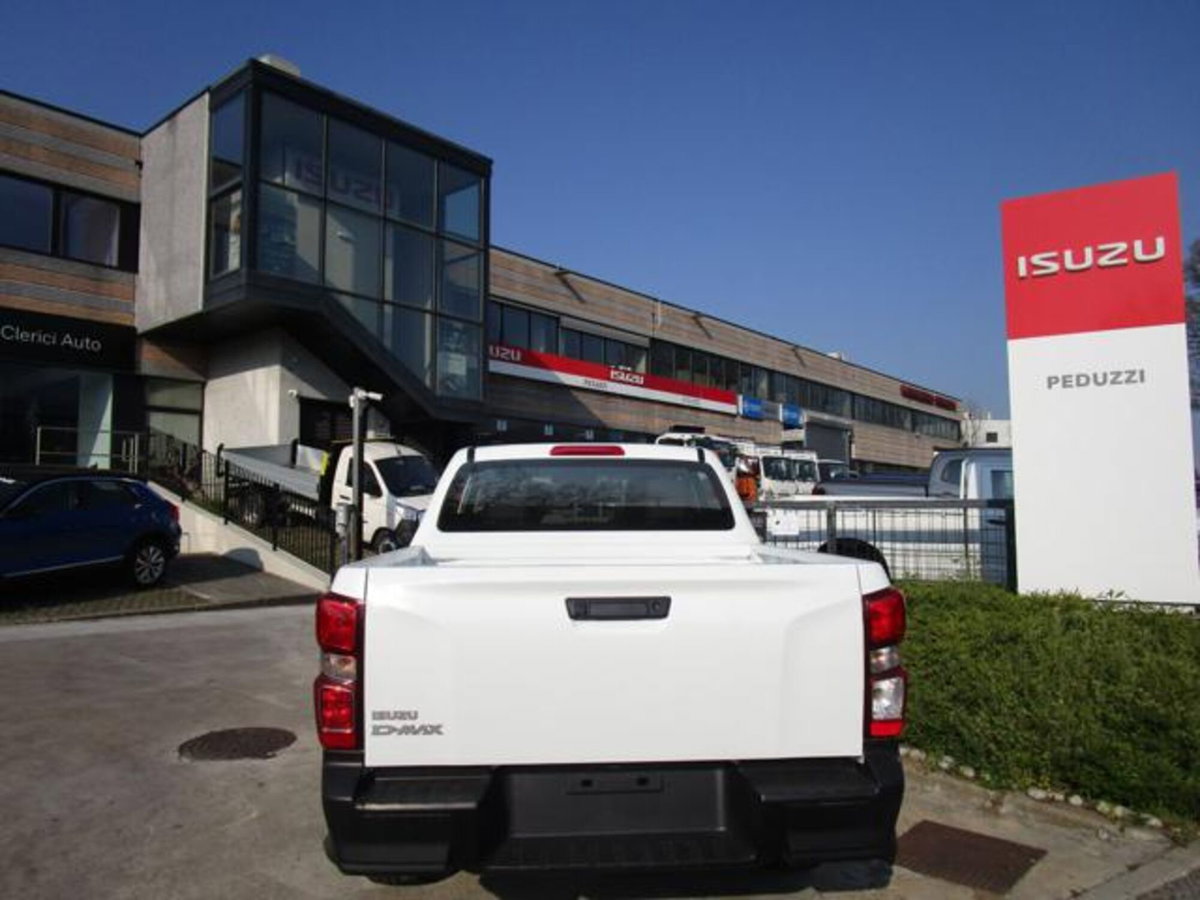 Isuzu D-Max Pick-up 1.9 crew N60 Nitro Sport 4x4 auto (8)