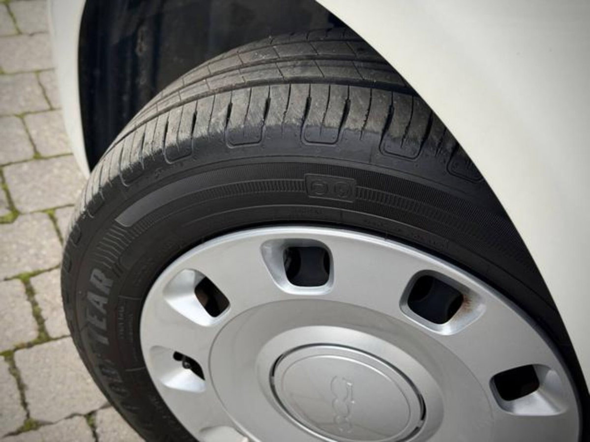 Fiat 500 1.0 Hybrid Club (13)