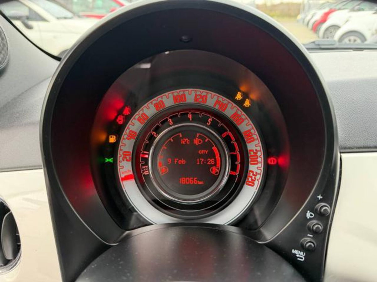 Fiat 500 1.0 Hybrid Club (19)