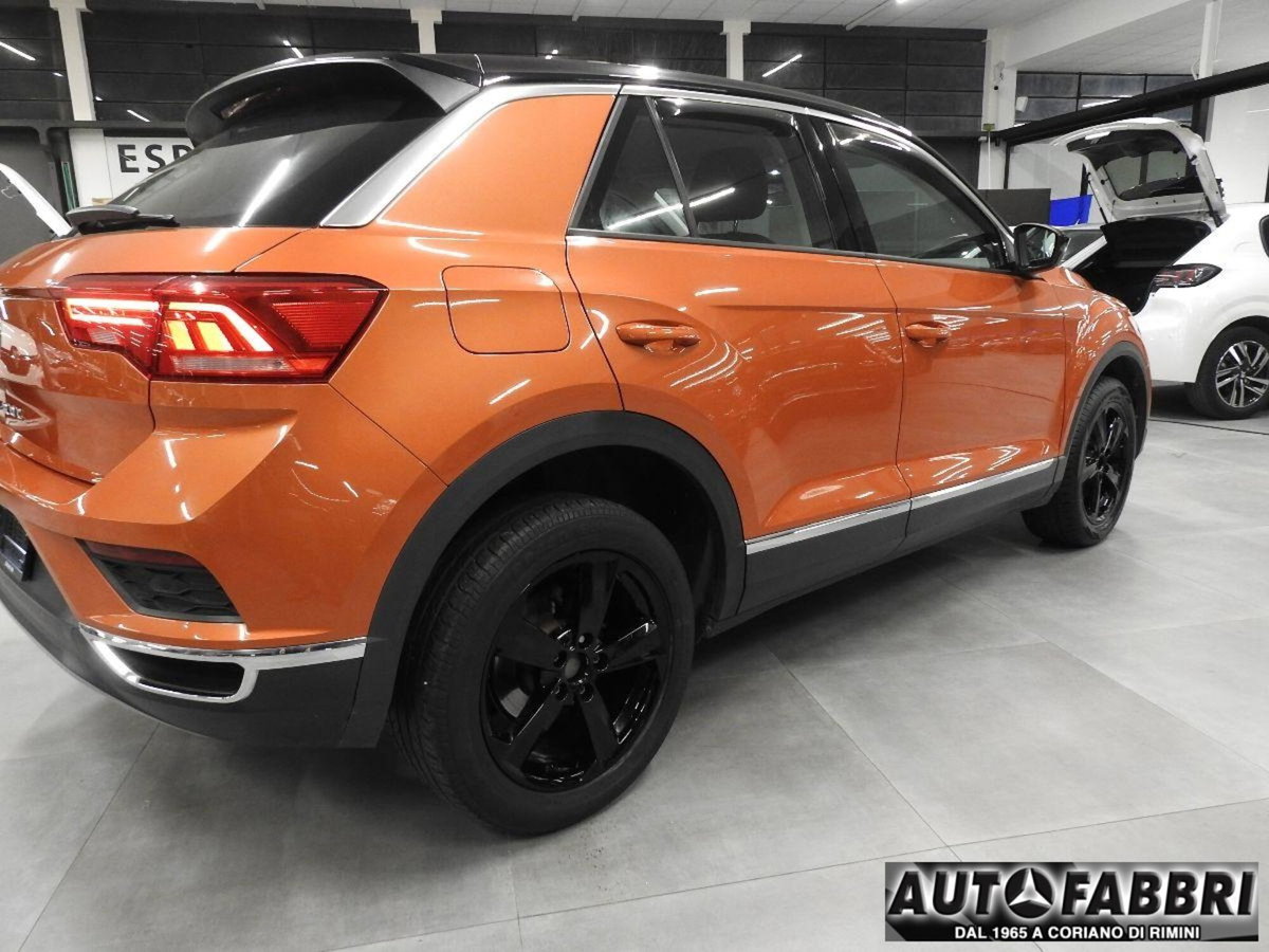 Volkswagen T-Roc 1.0 tsi Style 115cv (10)