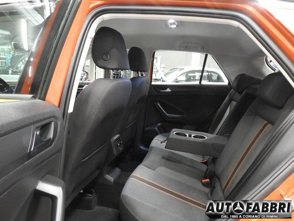 Volkswagen T-Roc 1.0 tsi Style 115cv (20)