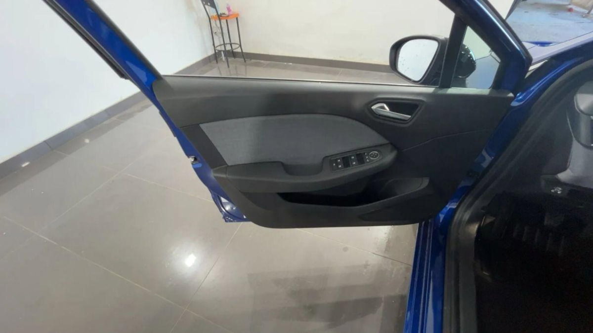 Renault Clio 1.0 eco-g Techno 100cv (10)