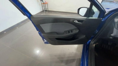Renault Clio 1.0 eco-g Techno 100cv (10)