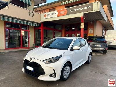 Toyota Yaris 1.0 5 porte Active usata