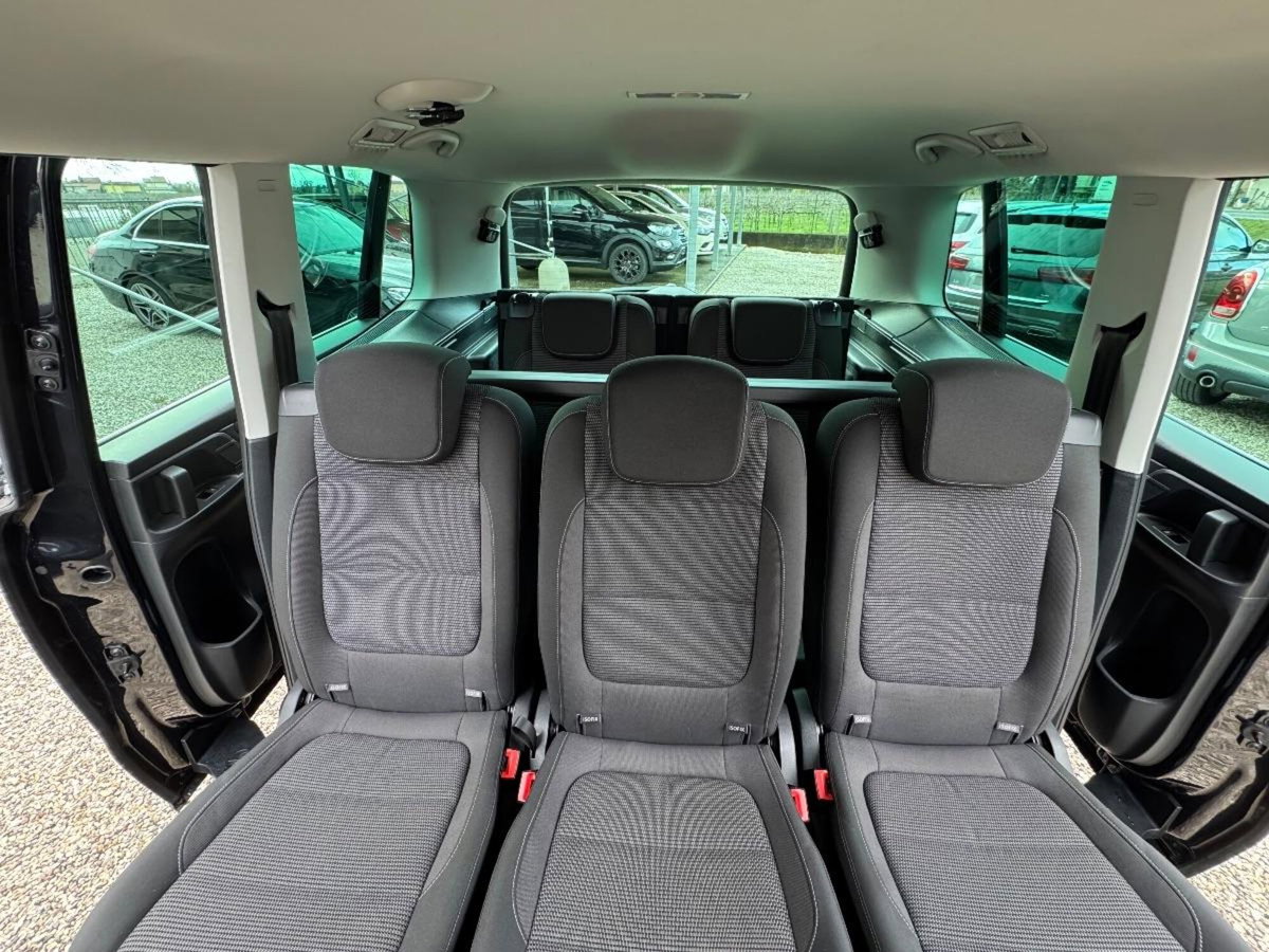 Volkswagen Sharan 2.0 TDI 150 CV SCR Comfortline BlueMotion Tech. (12)