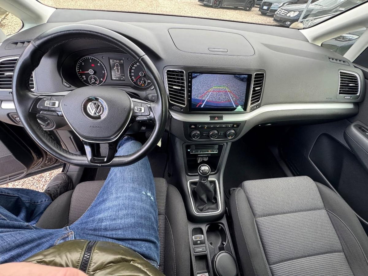 Volkswagen Sharan 2.0 TDI 150 CV SCR Comfortline BlueMotion Tech. (9)