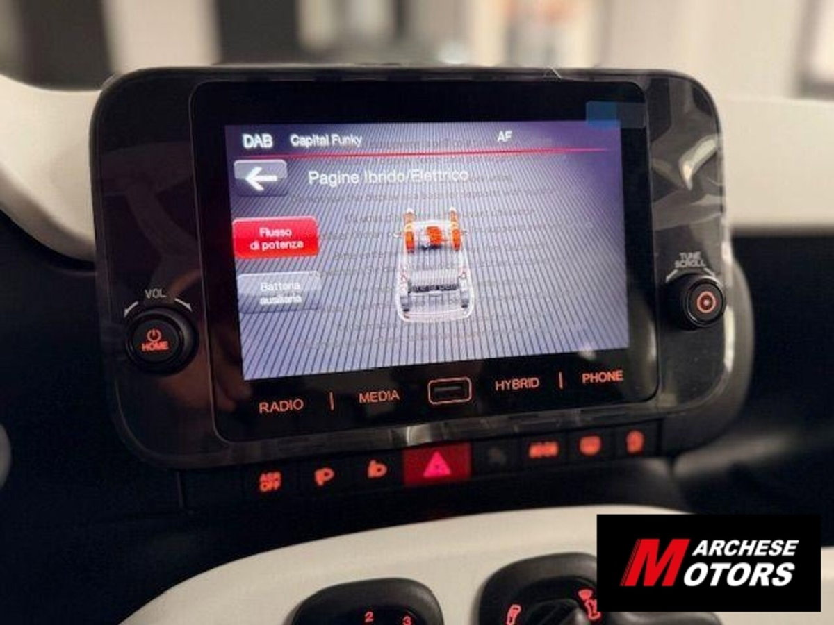 Fiat Panda 1.0 FireFly S&S Hybrid City Cross (18)