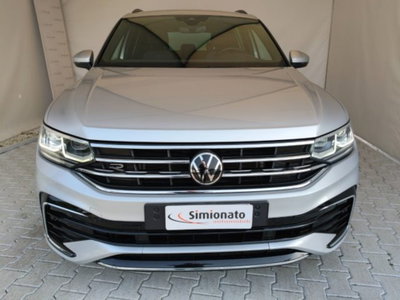 Volkswagen Tiguan 2.0 TDI 150 CV SCR DSG 4MOTION R-Line (2)