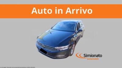 Volkswagen Passat Variant 2.0 TDI SCR EVO DSG Business usata