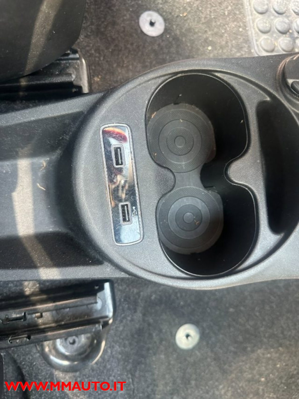 Fiat 500 1.0 Hybrid Club (12)