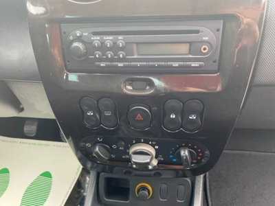 Dacia Duster 1.5 dCi 110CV 4x2 Lauréate (11)